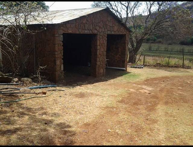 FARM FOR SALE IN ROOSSENEKAL AH